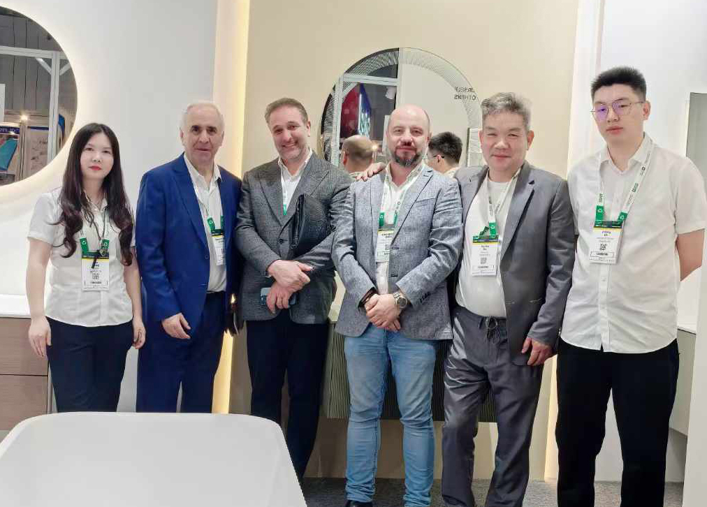 扬帆中东！Z6尊龙时凯官网亮相2024阿联酋迪拜五大行业展